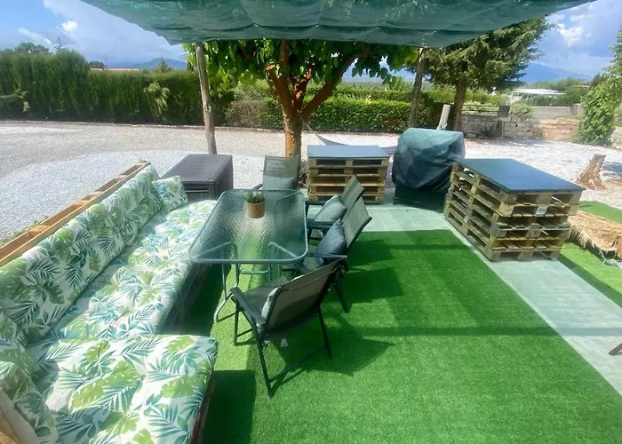 Finca Tranquil - A Country Villa Near Granada With Pool Table, Bbq, Darts And Games